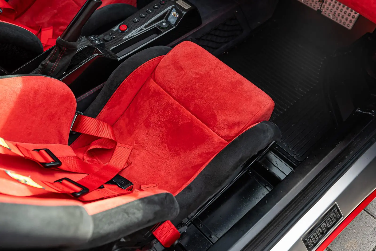 Ferrari 360 Challenge Stradale 2363 6762b937ab87f7609907f61e DSC06913.jpg 1 1