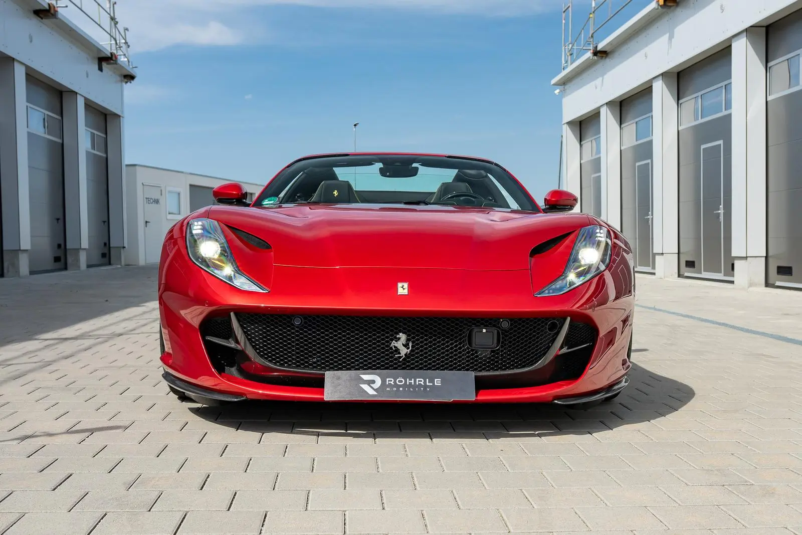 Ferrari 812 GTS 2363 682b5718b528a34c7d02dfcb DSC09044.jpg