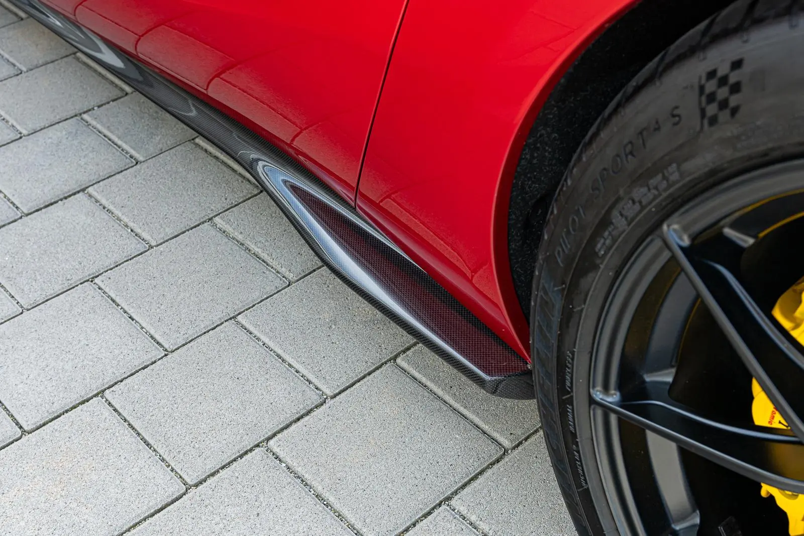 Ferrari 812 GTS 2363 682b5719b528a34c7d02dfdf DSC09058.jpg