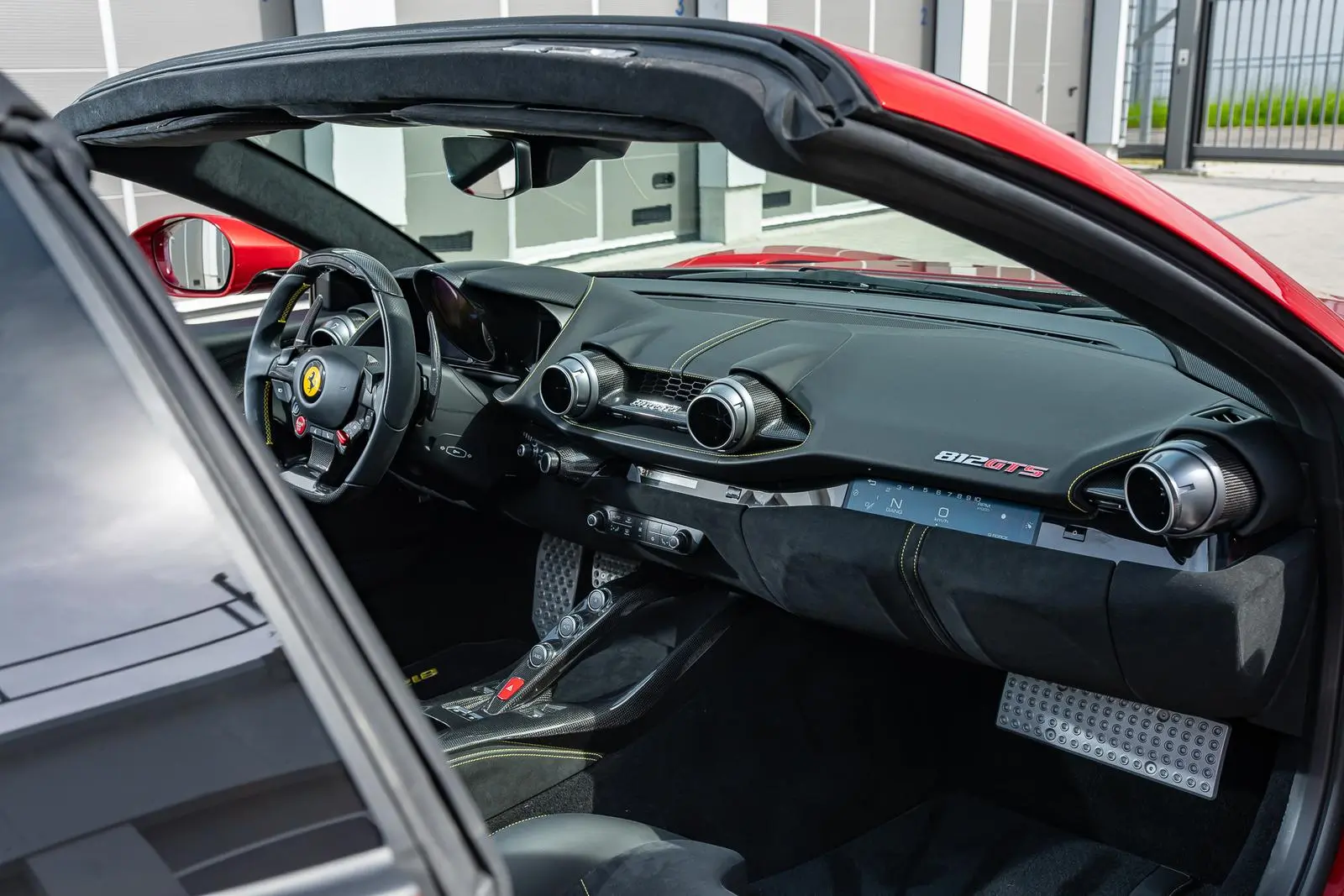 Ferrari 812 GTS 2363 682b571ab528a34c7d02dfee DSC09106.jpg