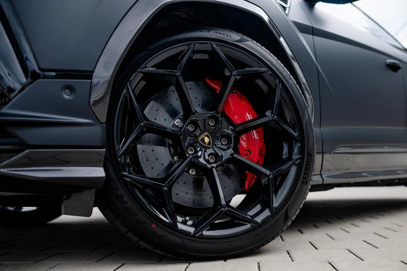 Lamborghini Urus Performante 2363 6874ce966317d389fd0e9274 JNI03274.jpg