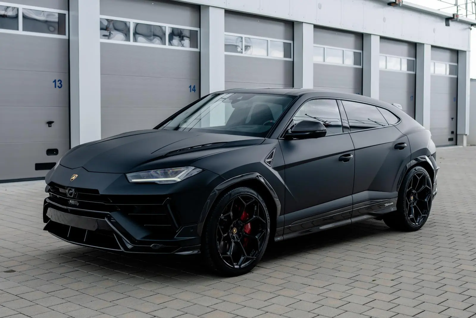Lamborghini Urus Performante 2363 6874ce966317d389fd0e9276 JNI03282.jpg