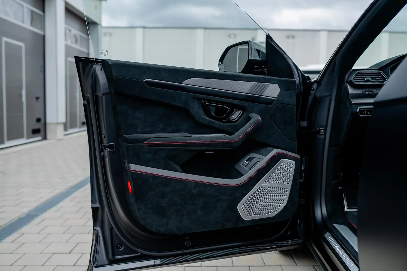 Lamborghini Urus Performante 2363 6874ce966317d389fd0e927b JNI03300.jpg