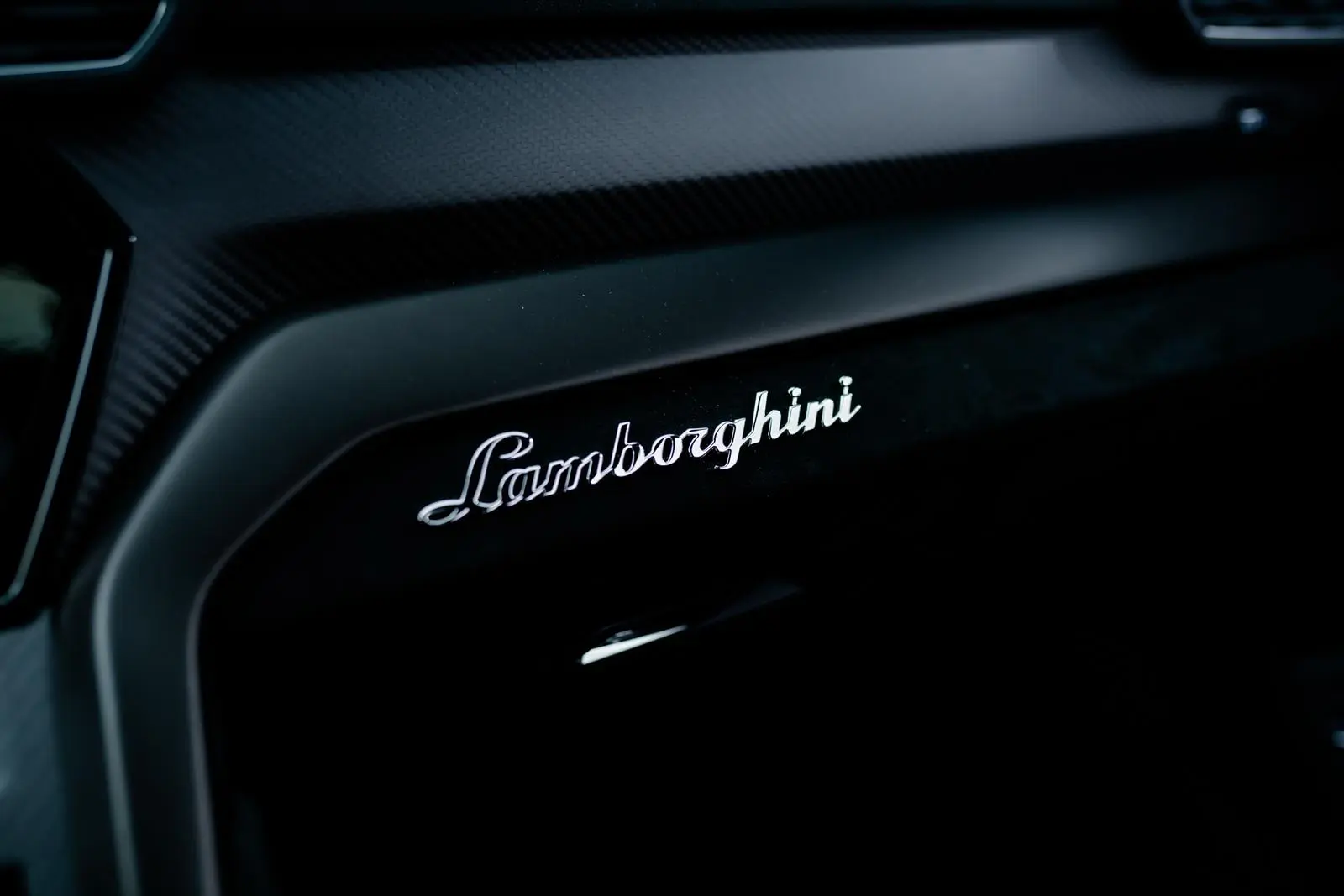 Lamborghini Urus Performante 2363 6874ce966317d389fd0e9285 JNI03322.jpg