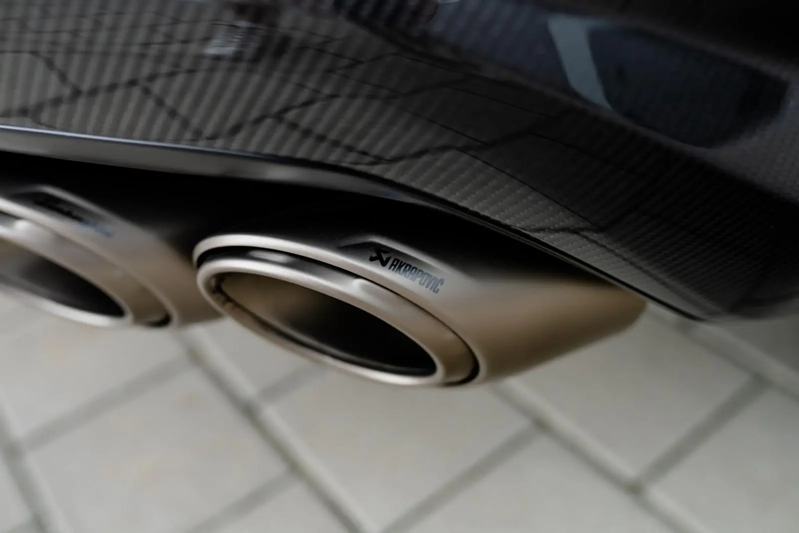 Lamborghini Urus Performante 2363 6874ce976317d389fd0e928c JNI03295.jpg