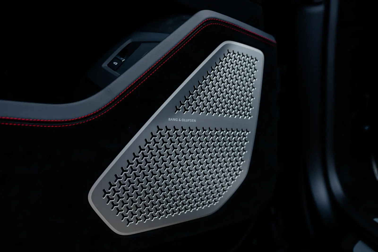 Lamborghini Urus Performante 2363 6874ce976317d389fd0e928e JNI03301.jpg