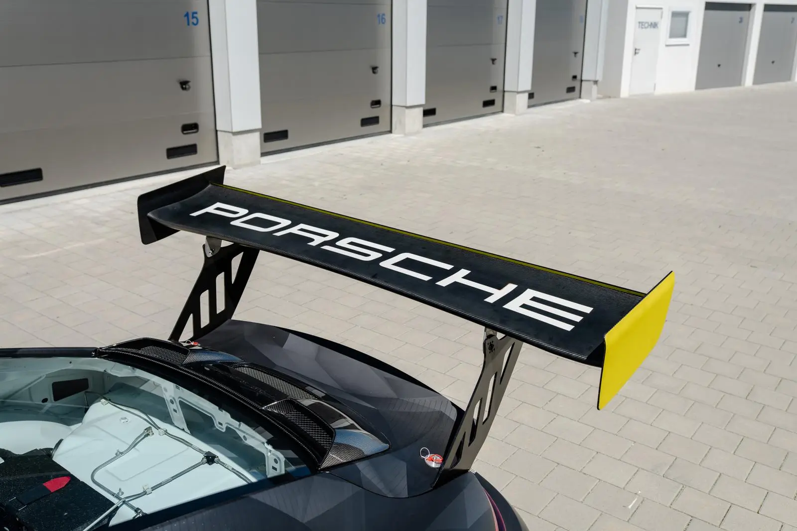 Porsche 991 GT2 RS Clubsport 2363 6852c66ade65bed8ff0be816 JNI01595.jpg 1 1