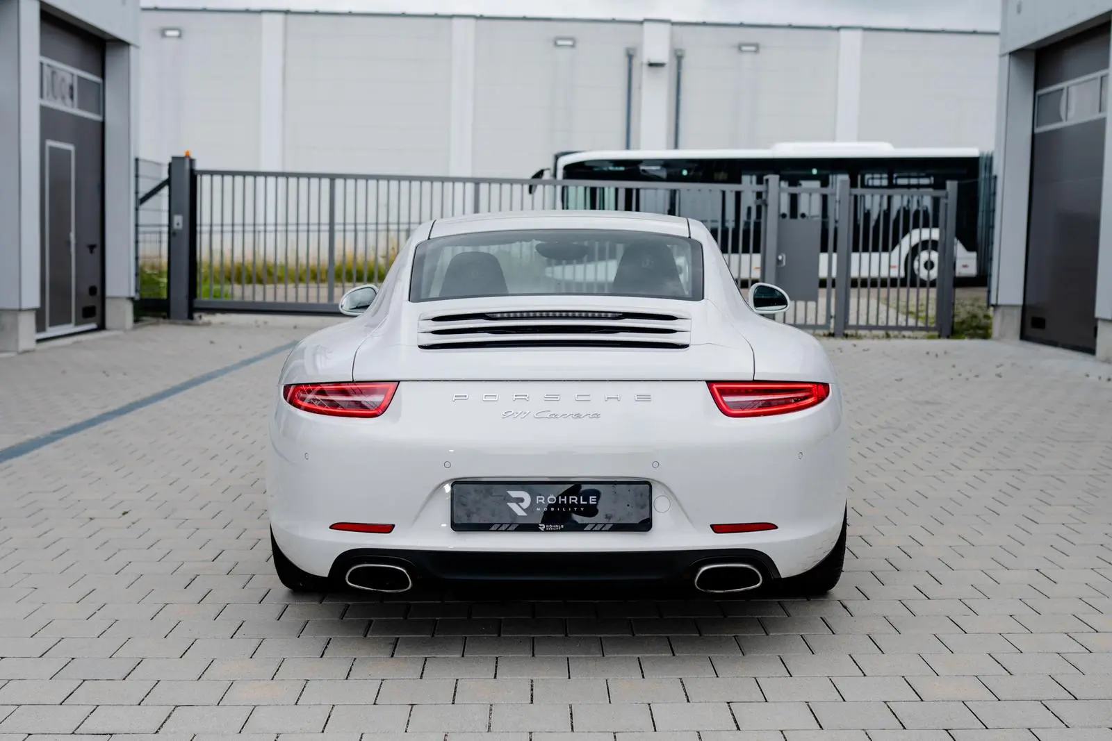 Porsche-991.1-Carrera-2363_6874ce0eea8a583fe401668e__JNI03364.jpg-