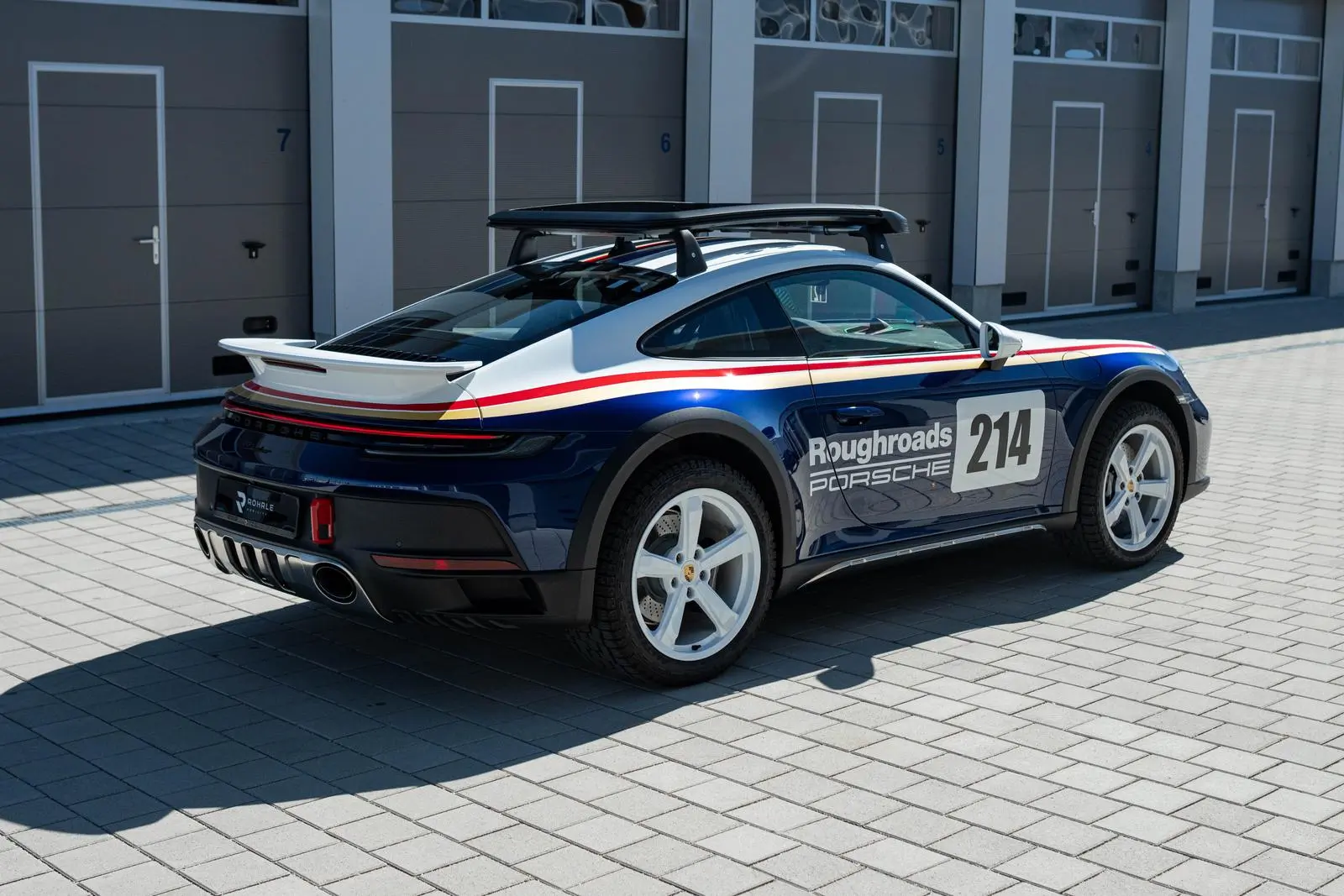 Porsche 992 Dakar 2363 67daaf94a86c50450d0de386 DSC00572.jpg