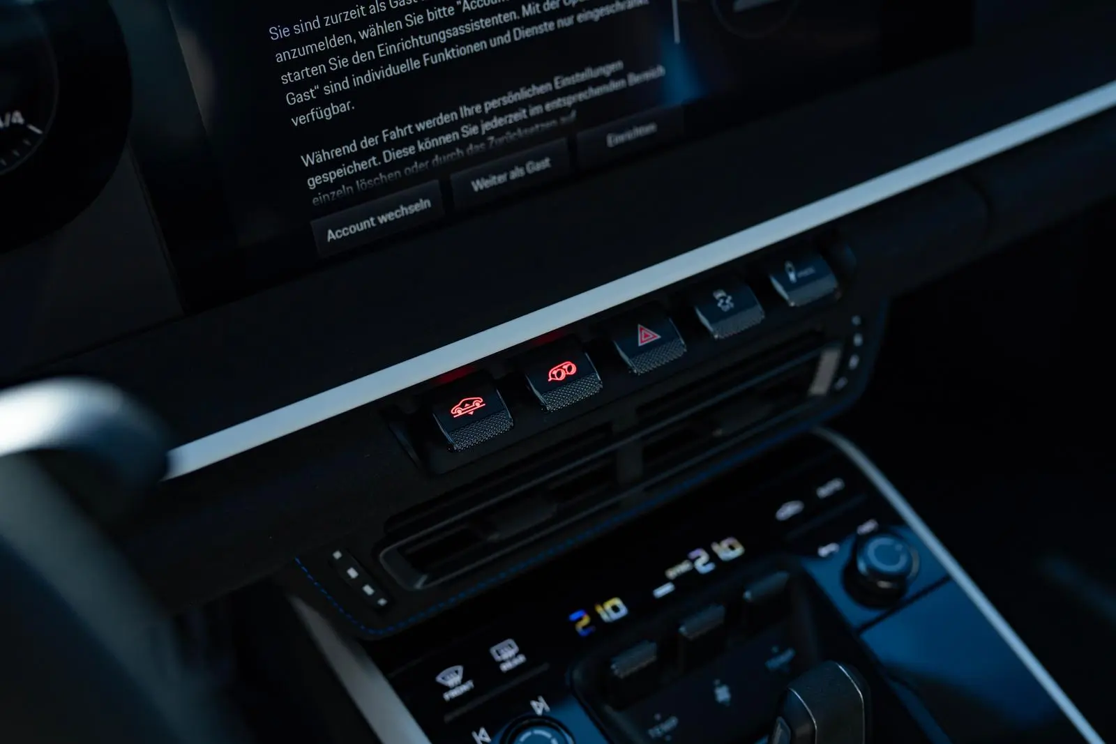 Porsche 992 Dakar 2363 67daaf95a86c50450d0de38f DSC00586.jpg