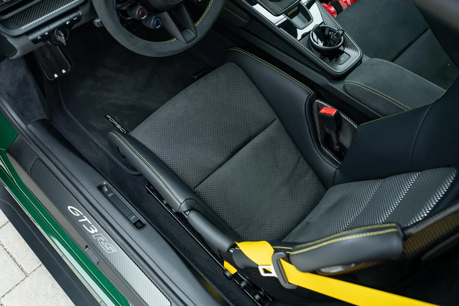 Porsche 992 GT3 RS Weissach 2363 67fcbd4d6333fe6d630cdded DSC01193.jpg