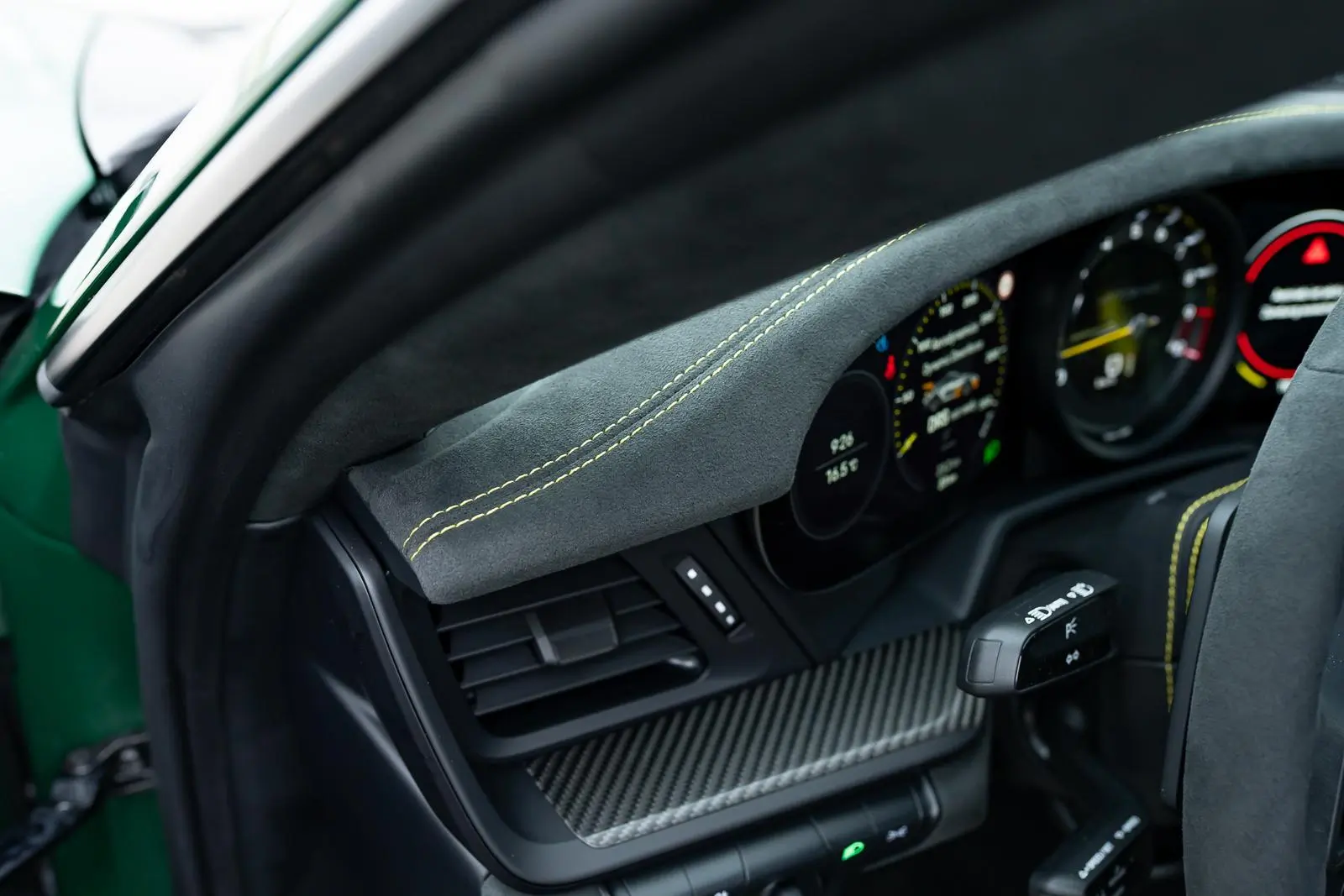 Porsche 992 GT3 RS Weissach 2363 67fcbd4e6333fe6d630cddf1 DSC01199.jpg