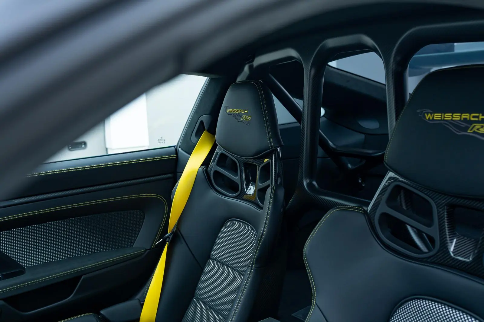 Porsche 992 GT3 RS Weissach 2363 67fcbd4e6333fe6d630cddf4 DSC01207.jpg