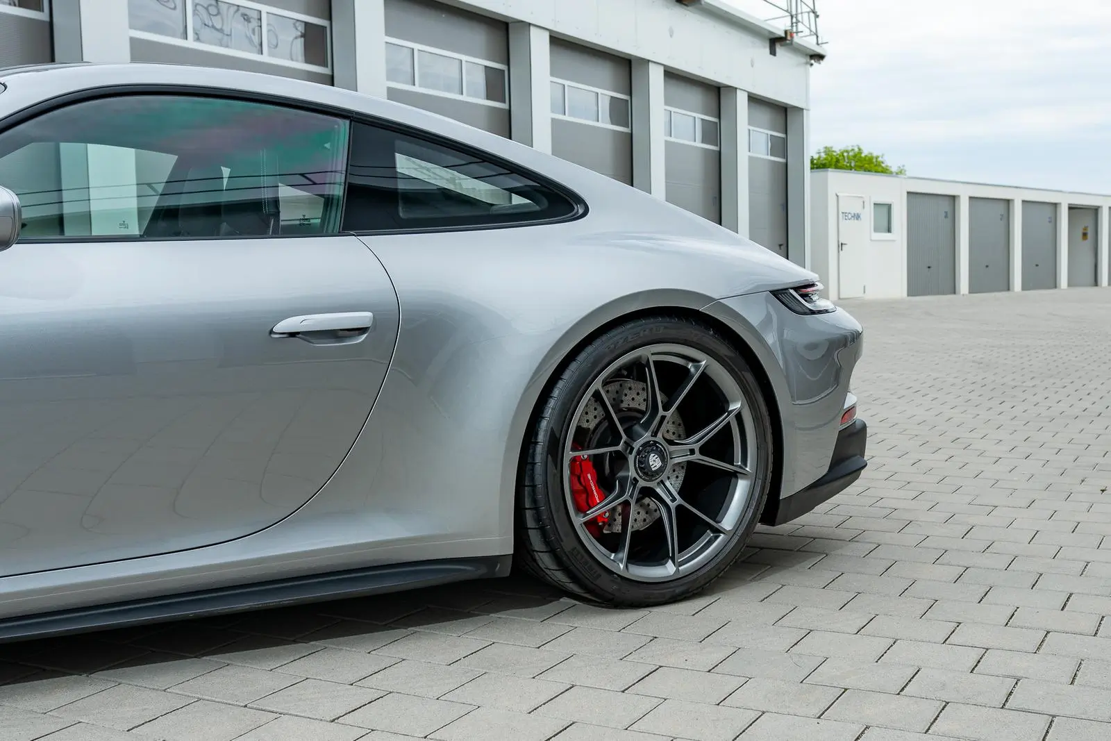 Porsche 992 GT3 Touring 2363 682c8aaeb8549552b90889f9 DSC09248.jpg