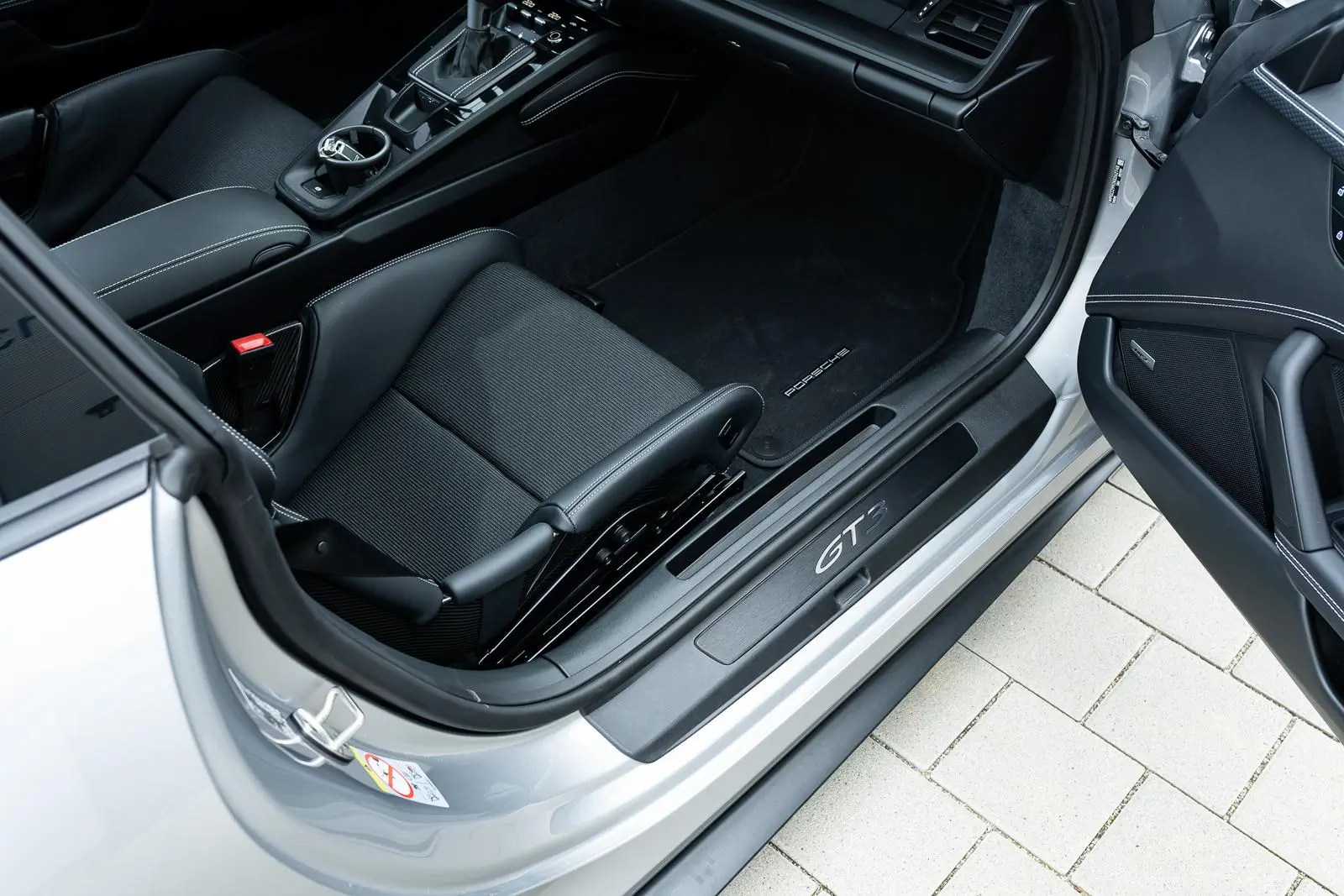 Porsche 992 GT3 Touring 2363 682c8aafb8549552b9088a04 DSC09284.jpg