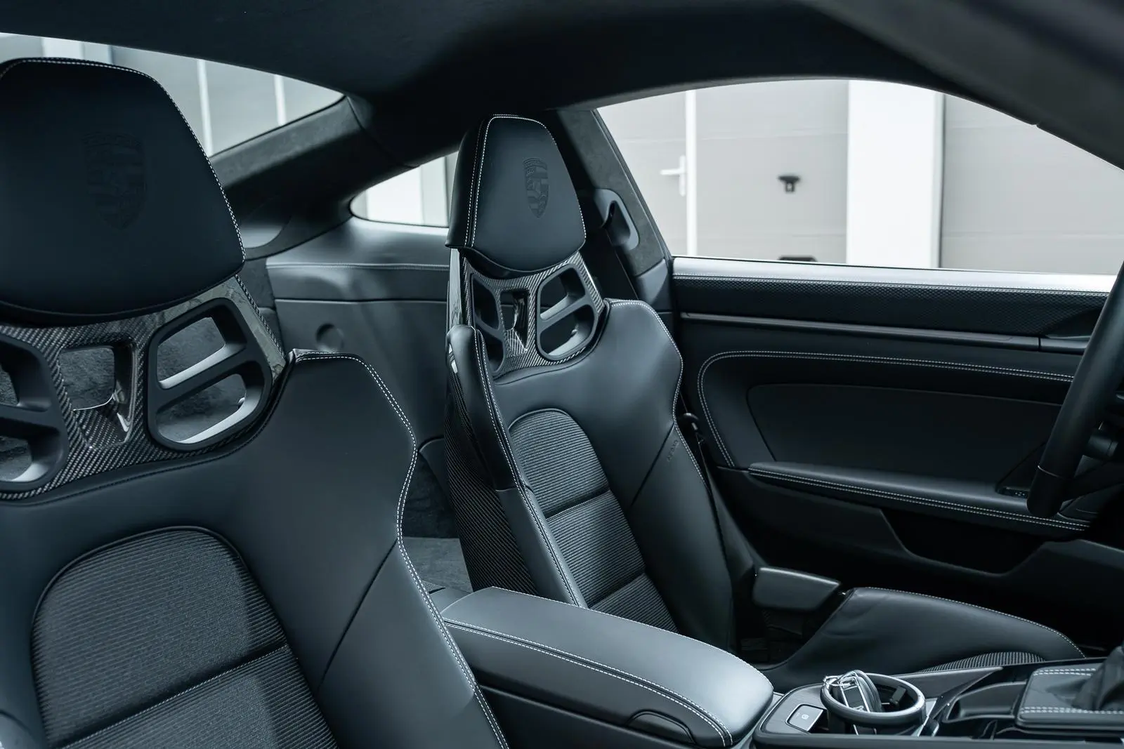 Porsche 992 GT3 Touring 2363 682c8aafb8549552b9088a06 DSC09290.jpg