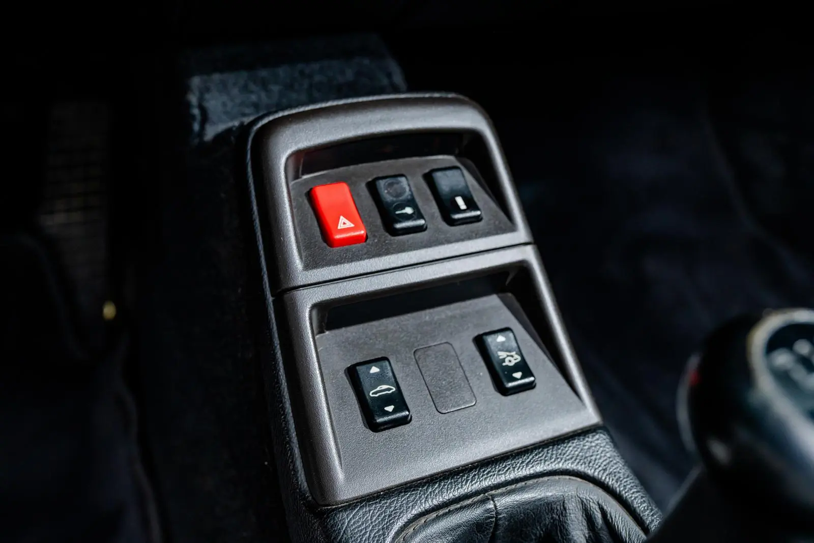 Porsche 993 Carrera Cabrio 2363 68405da3846395687c011244 JNI09903.jpg 1 1