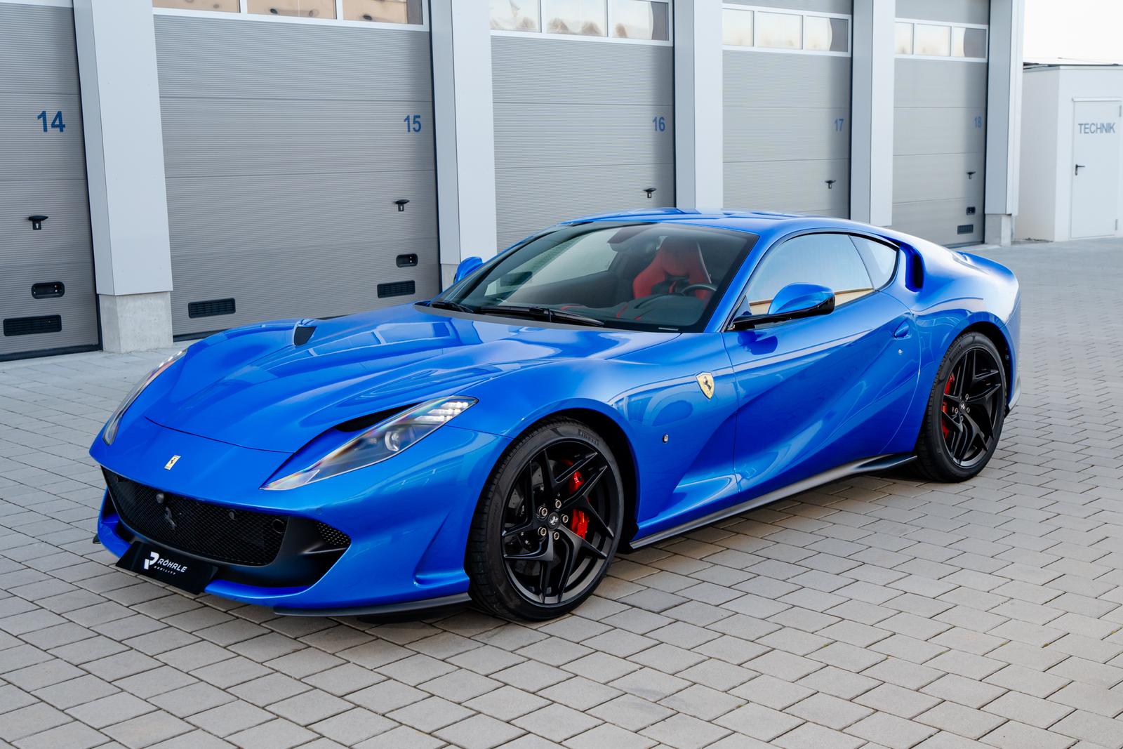 Ferrari-812-Superfast-2363_6971f8be262a0092730edefa__DSC09115.jpg-