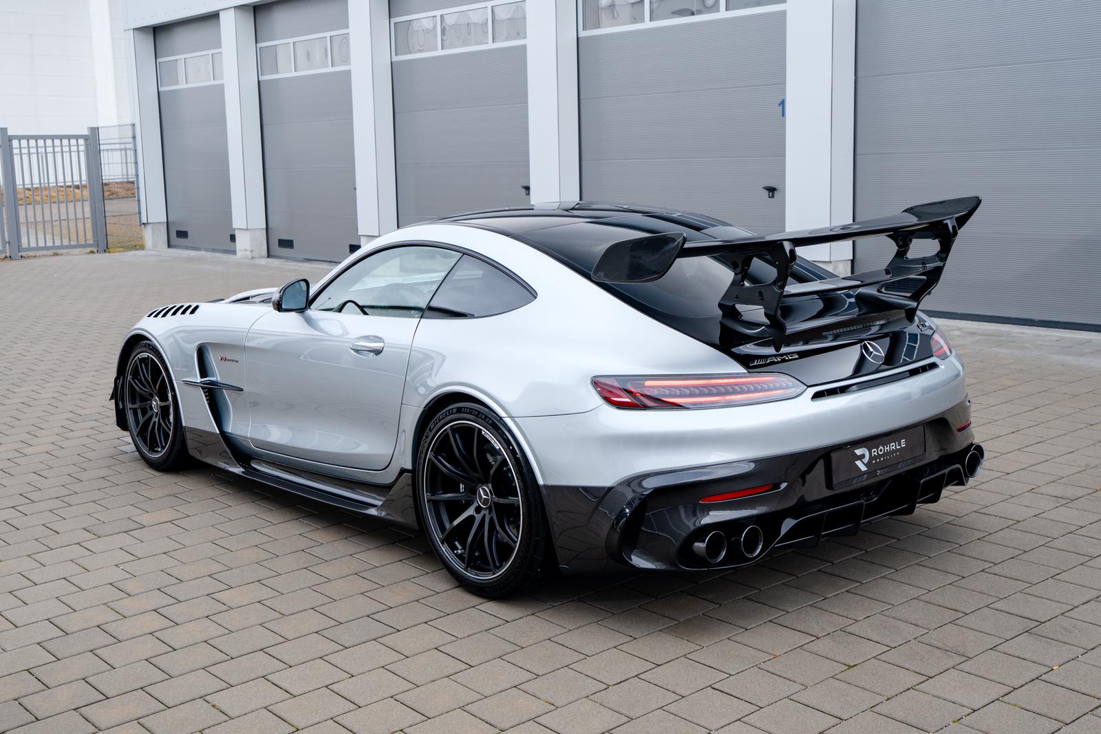 Mercedes-Benz-AMG-GT-Black-Series-2363_69861c76f8902fd2460bfe21__DSC01103.jpg-