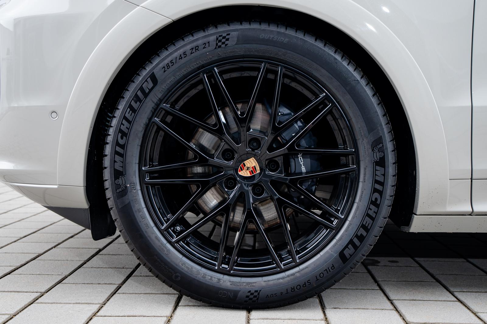 Porsche-Cayenne-Coupe-2363_6998969d02f243fa95081fd7__DSC02178.jpg-1-2